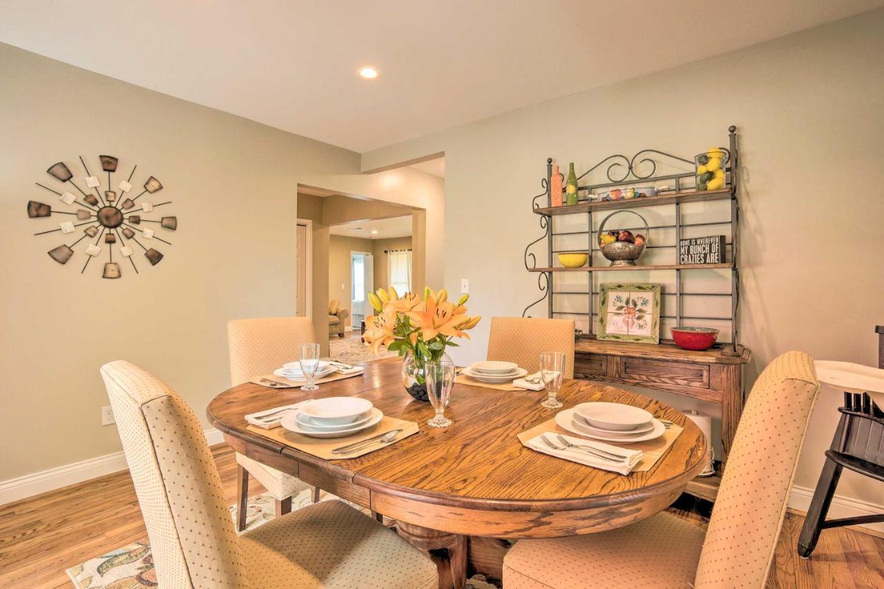 The Gathering Place Brenham Home On 6 Acres Exterior foto