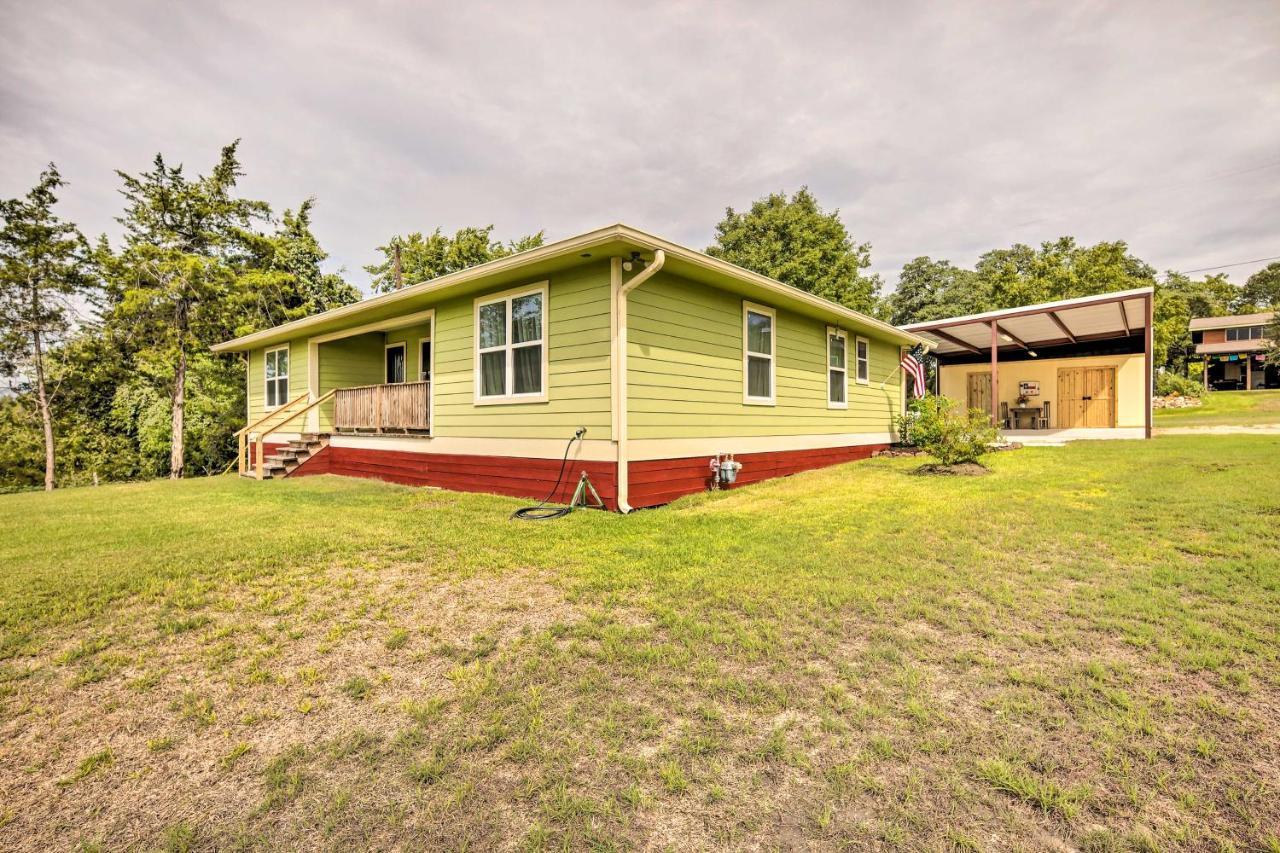 The Gathering Place Brenham Home On 6 Acres Exterior foto